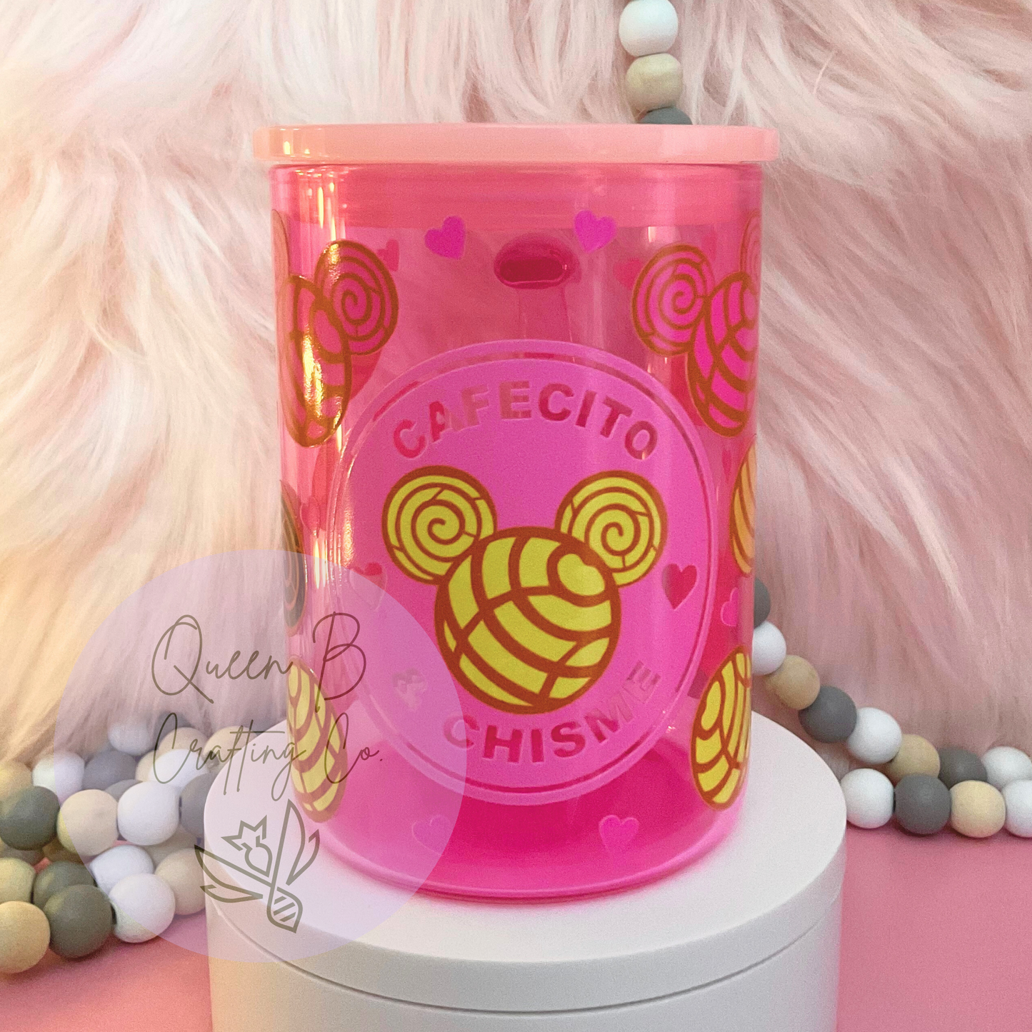 15 oz Pink mug| Cafecito y chisme mug